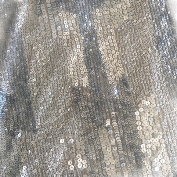 new Parker ❤︎ Sequin Sleeveless Evening Top ❤︎ Sheer Yoke Tank ❤︎ Silver Large - Picture 8 of 12